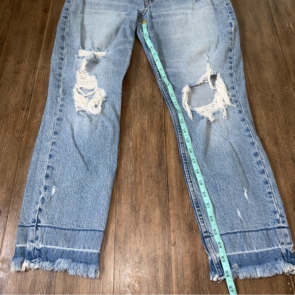 Abercrombie Curve Love High Rise Mom Jean - Picture 10 of 12